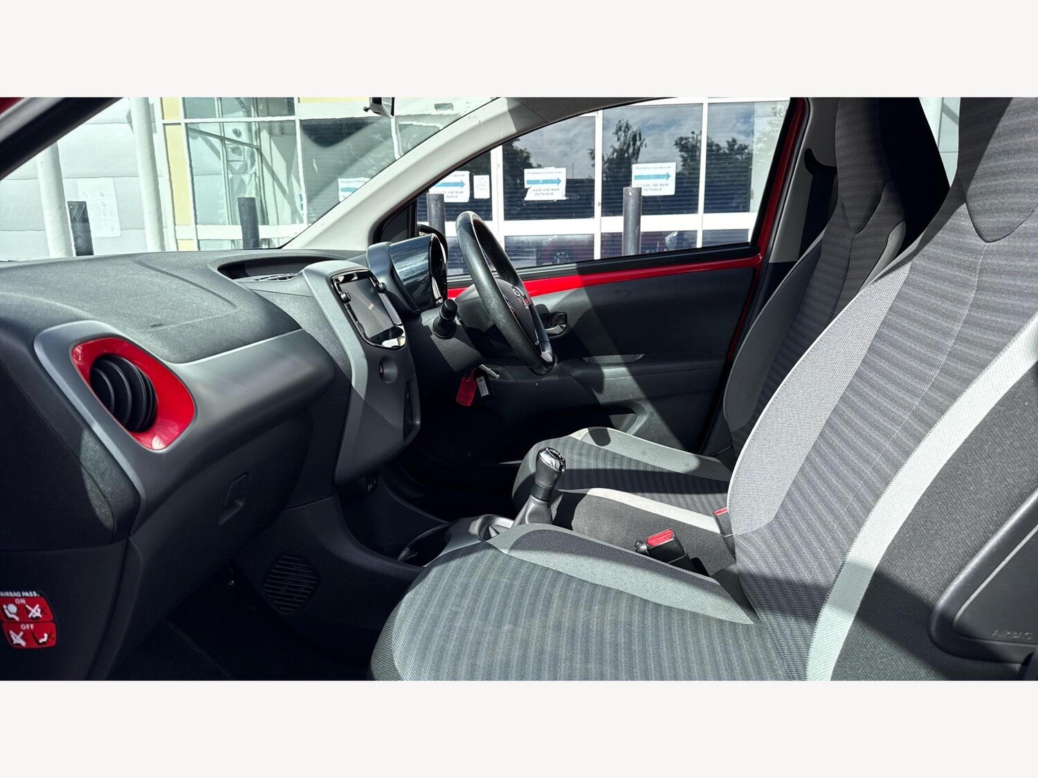 Used Toyota AYGO 2019 for sale - 75757376: Photo 12