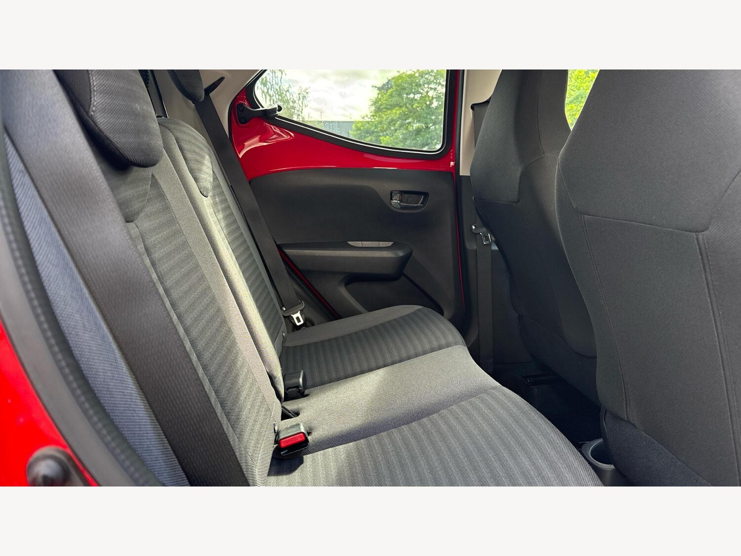 Used Toyota AYGO 2019 for sale - 75757376: Photo 14