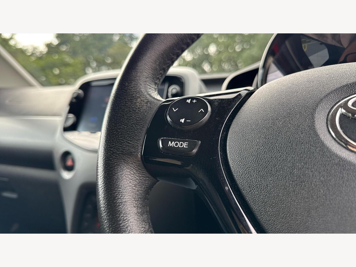 Used Toyota AYGO 2019 for sale - 75757376: Photo 27