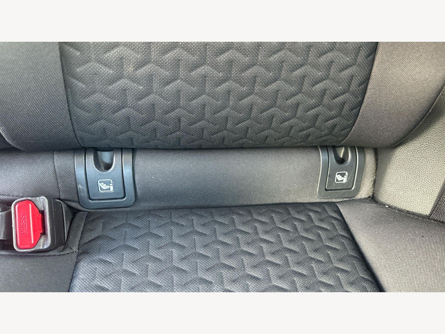 Used Toyota Yaris Cross 2023 for sale - 78220227: Photo 16