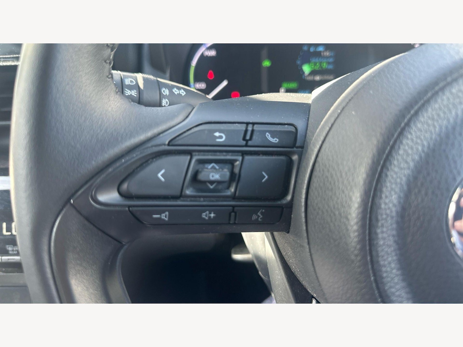 Used Toyota Yaris Cross 2023 for sale - 78220227: Photo 33