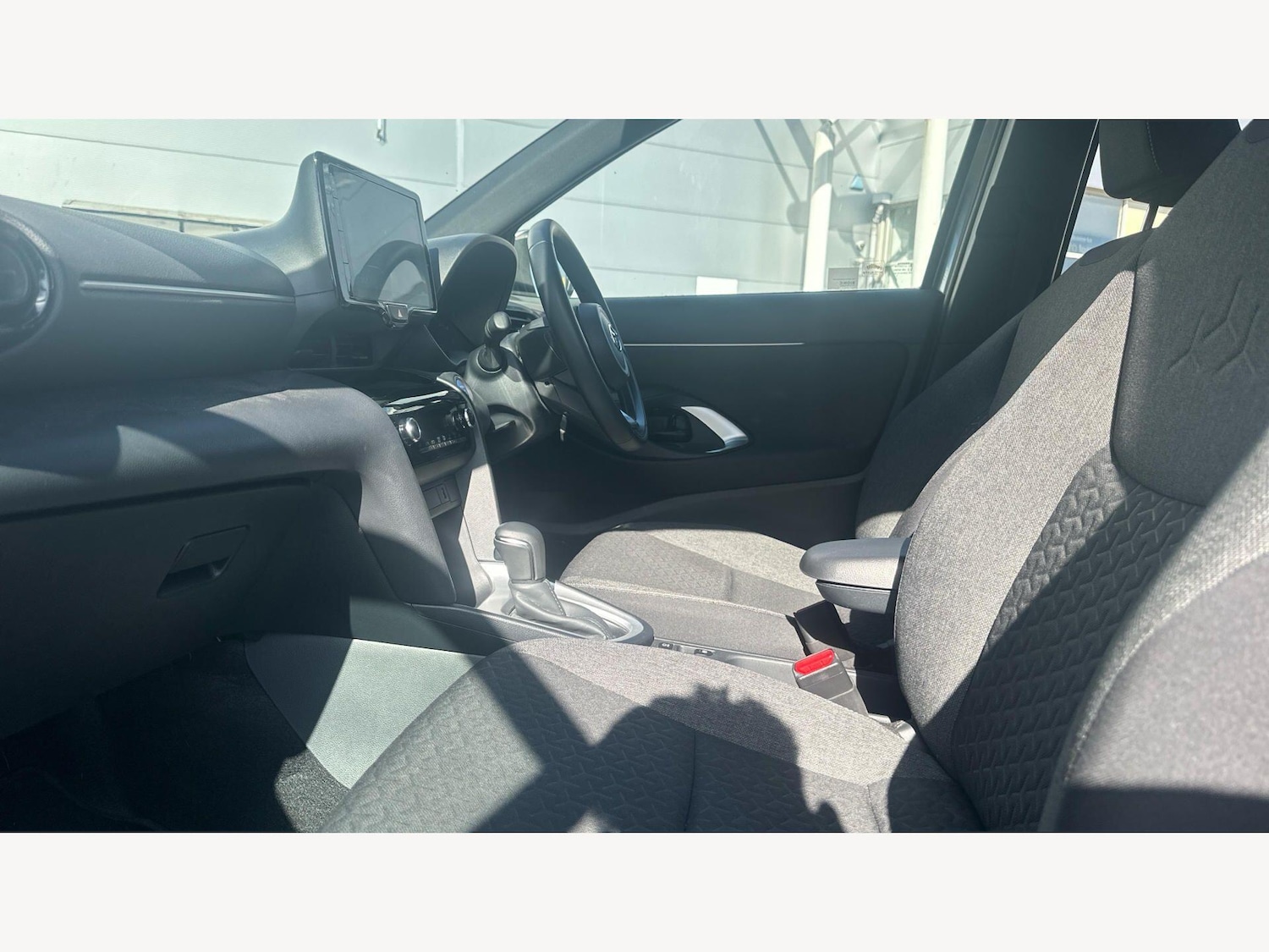 Used Toyota Yaris Cross 2023 for sale - 78220227: Photo 7