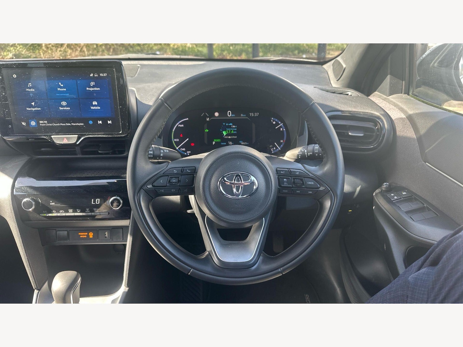 Used Toyota Yaris Cross 2023 for sale - 78220227: Photo 9