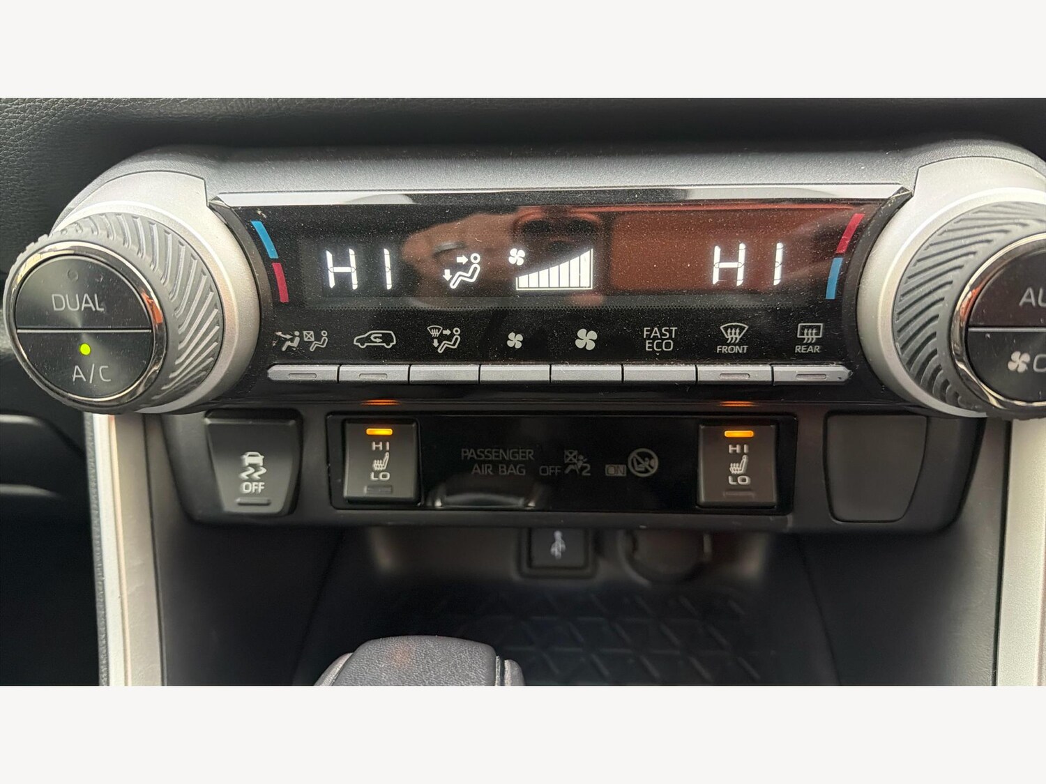 Used Toyota RAV4 2021 for sale - 77320516: Photo 25