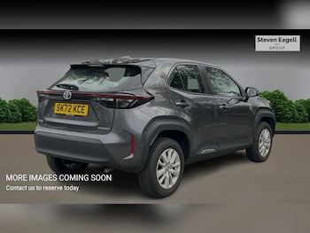 Used Toyota Yaris Cross 2022 for sale - 76513056: Photo