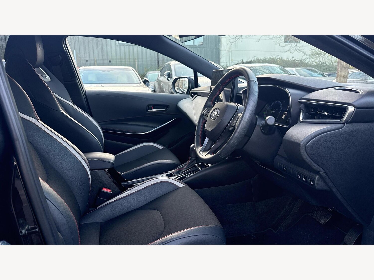 Used Toyota Corolla 2024 for sale - 76850165: Photo 13