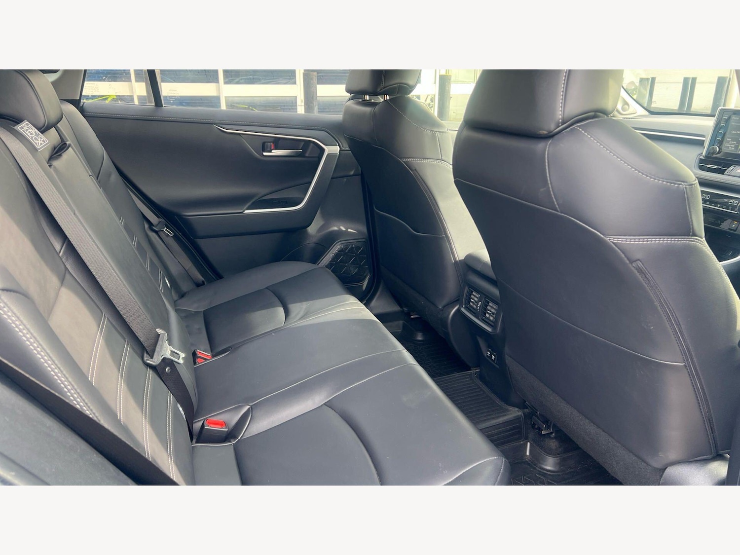 Used Toyota RAV4 2020 for sale - 77982301: Photo 14