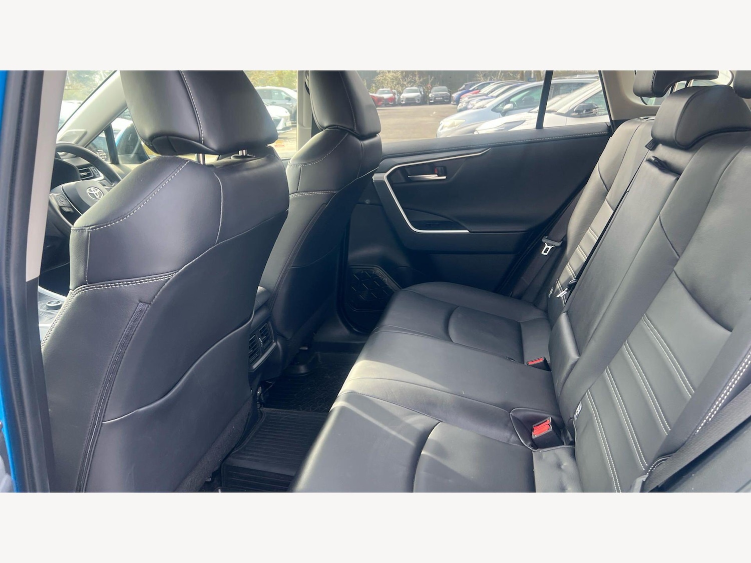 Used Toyota RAV4 2020 for sale - 77982301: Photo 15