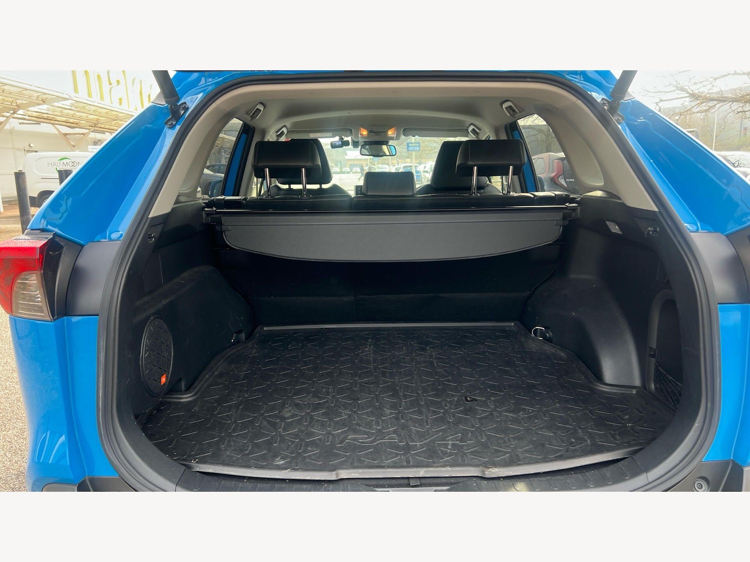 Used Toyota RAV4 2020 for sale - 77982301: Photo 16