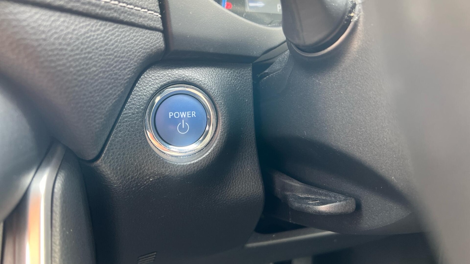 Used Toyota RAV4 2020 for sale - 77982301: Photo 35