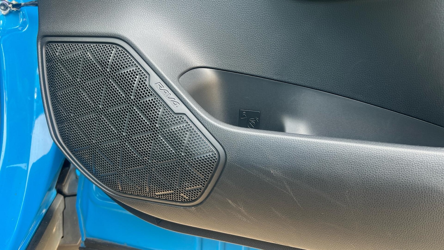 Used Toyota RAV4 2020 for sale - 77982301: Photo 41