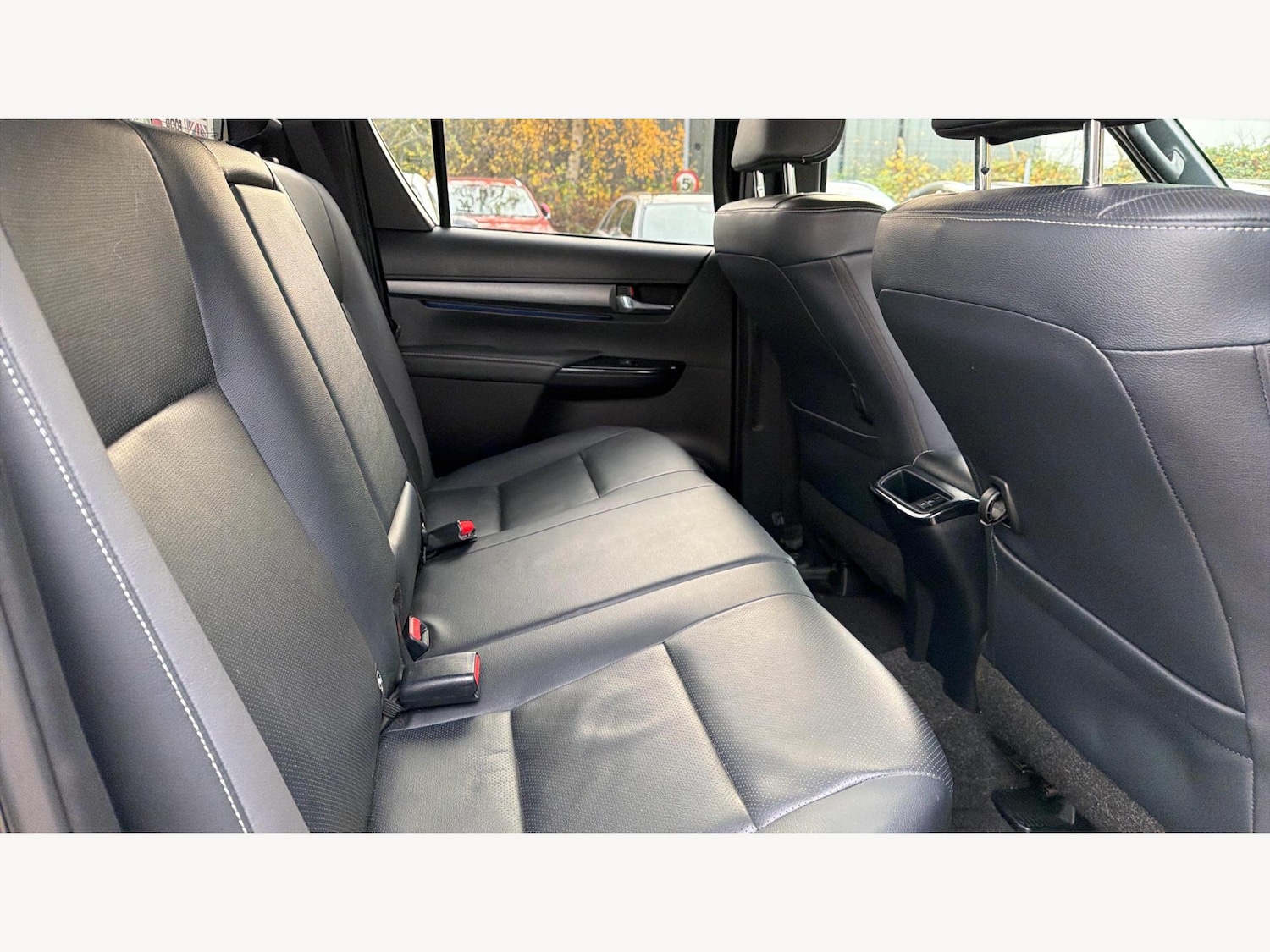 Used Toyota Hilux 2023 for sale - 76377978: Photo 14