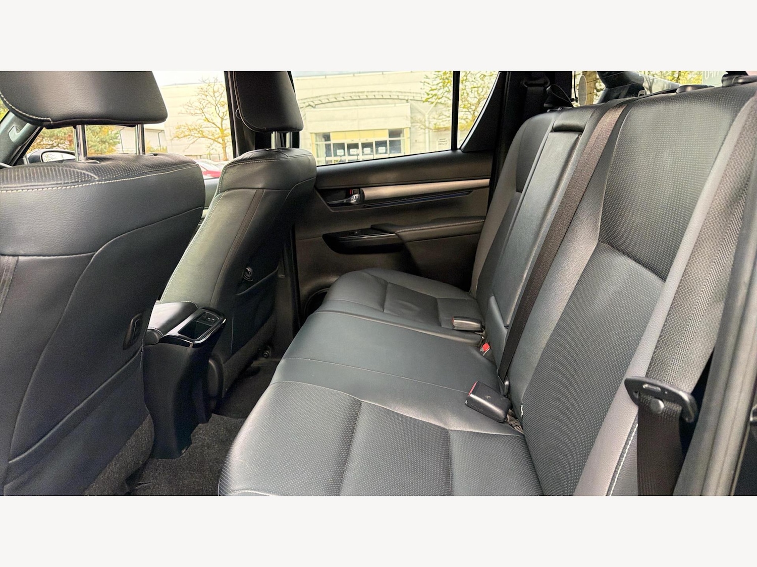 Used Toyota Hilux 2023 for sale - 76377978: Photo 15