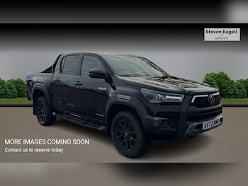 2023 (73) - 2.8 D-4D Invincible X Auto 4WD Euro 6 (s/s) 4dr