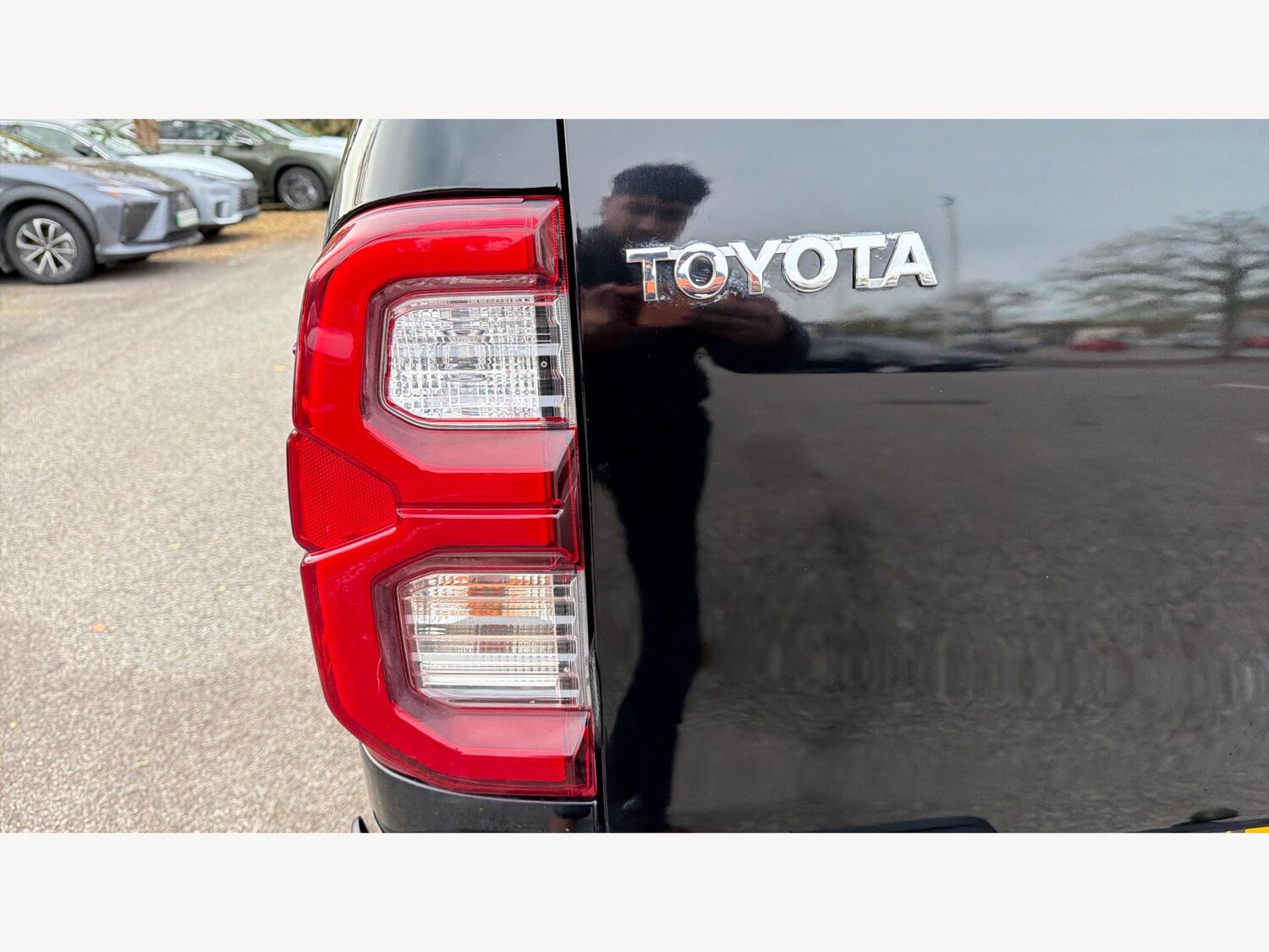 Used Toyota Hilux 2023 for sale - 76377978: Photo 23