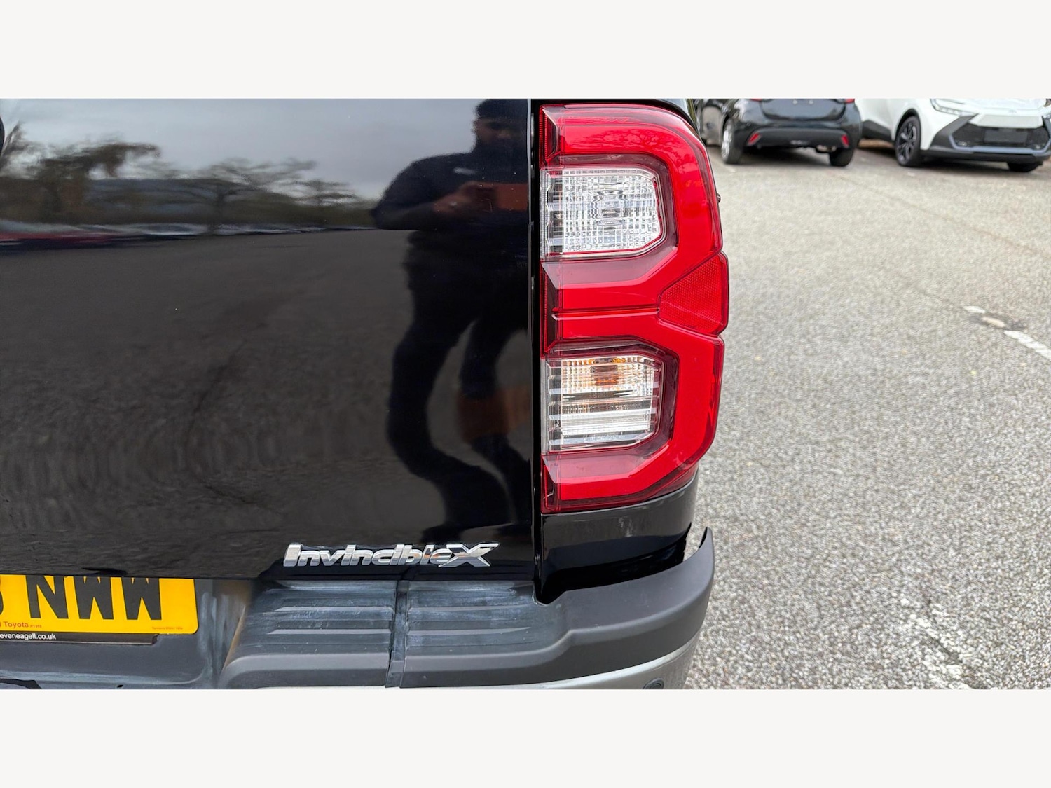 Used Toyota Hilux 2023 for sale - 76377978: Photo 25