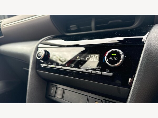 Used Toyota Yaris Cross 2023 for sale - 75623554: Photo 26