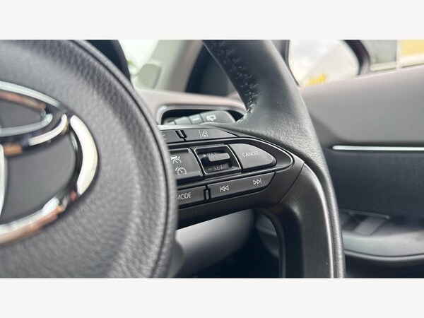 Used Toyota Yaris Cross 2023 for sale - 75623554: Photo 30