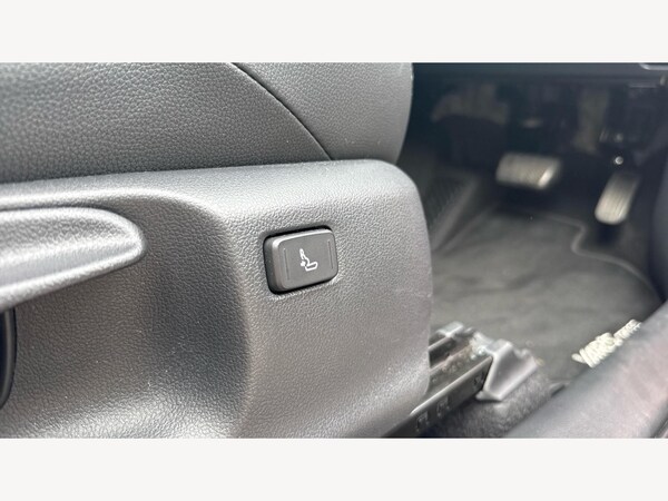Used Toyota Yaris Cross 2023 for sale - 75623554: Photo 33