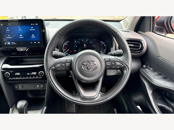 Used Toyota Yaris Cross 2023 for sale - 75623554: Photo 8
