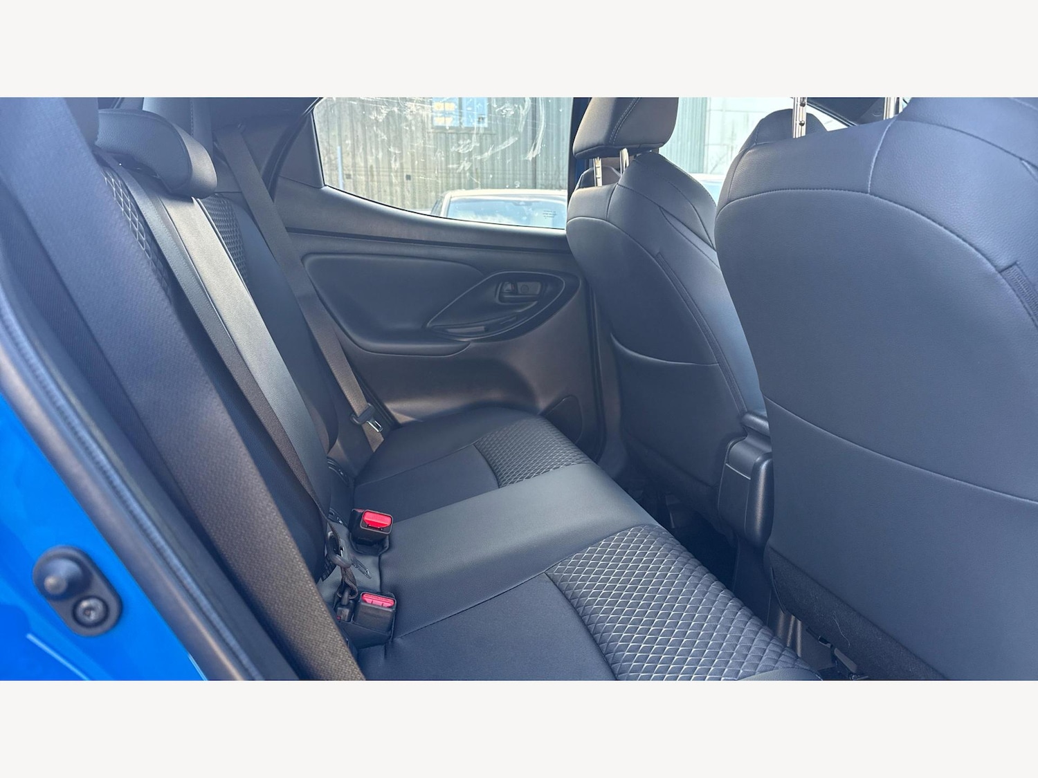 Used Toyota Yaris 2024 for sale - 76824921: Photo 14