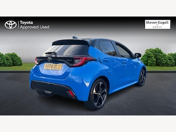 Used Toyota Yaris 2024 for sale - 76824921: Photo
