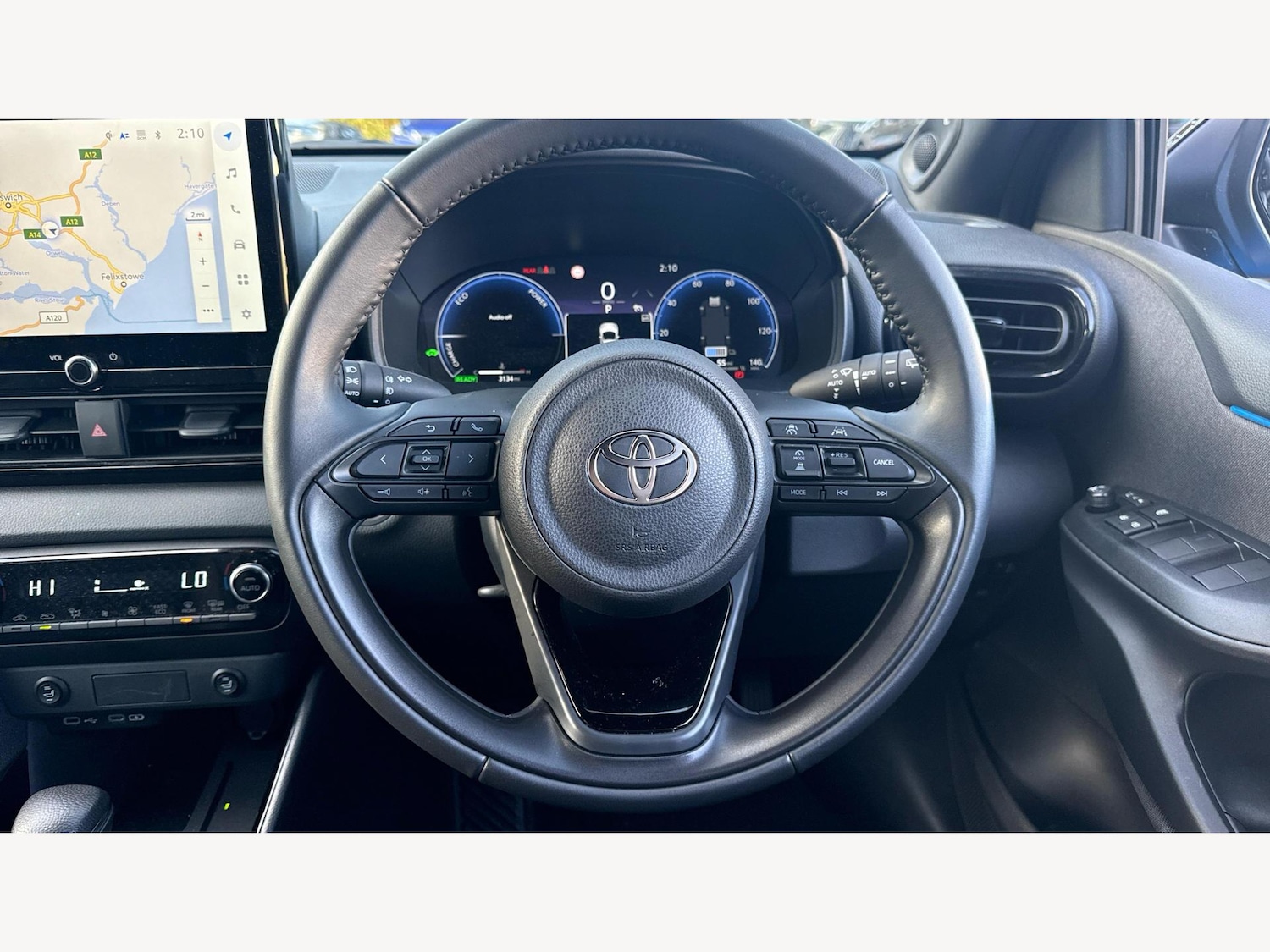 Used Toyota Yaris 2024 for sale - 76824921: Photo 8