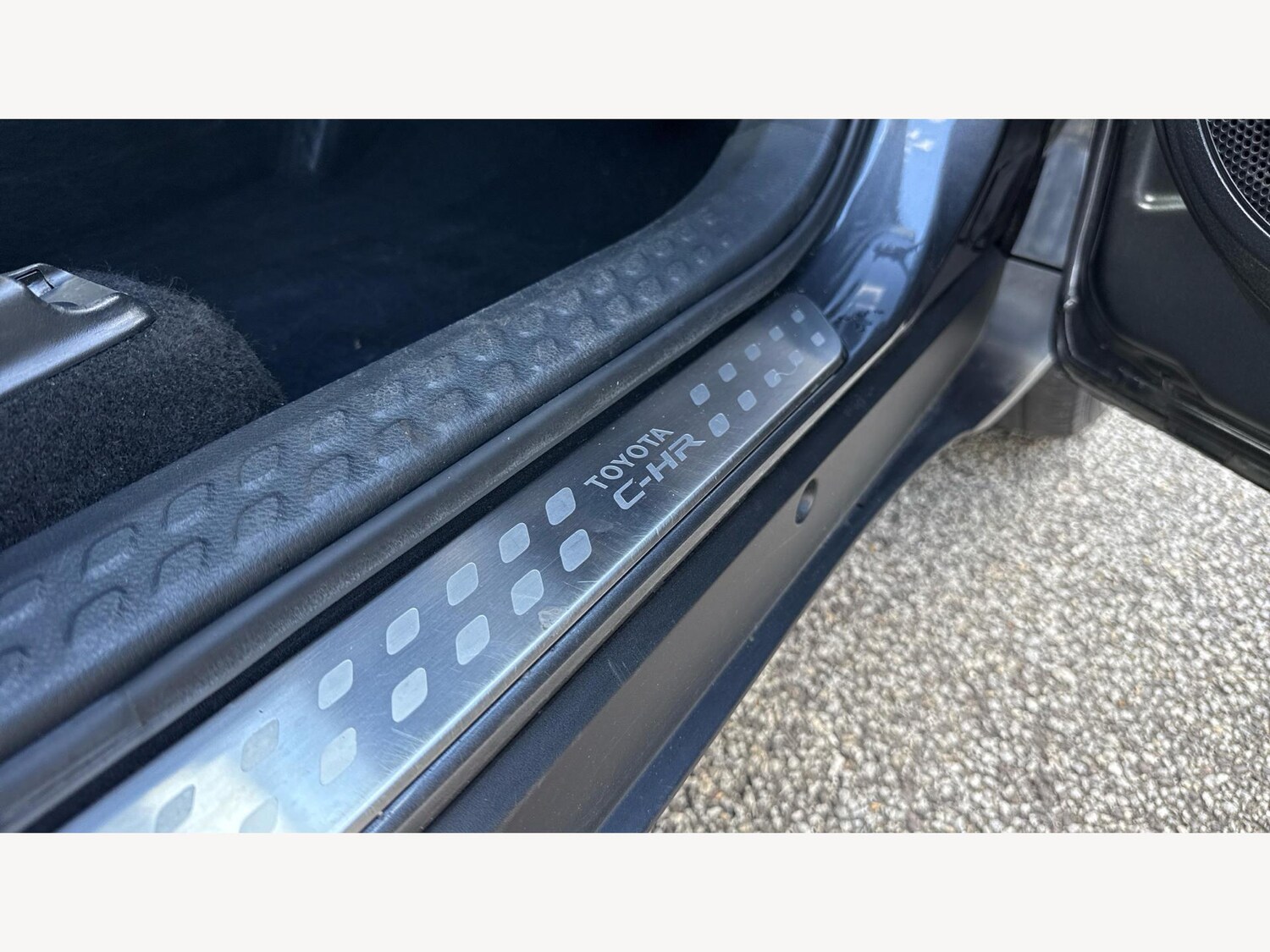 Used Toyota C-HR 2022 for sale - 75953818: Photo 32