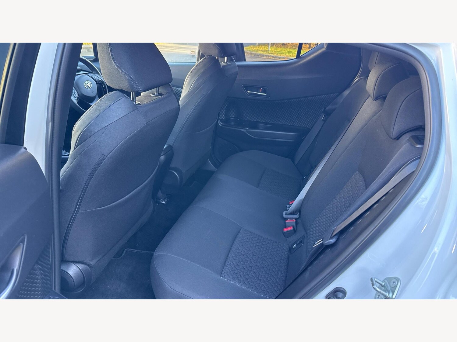 Used Toyota C-HR 2023 for sale - 76446487: Photo 14