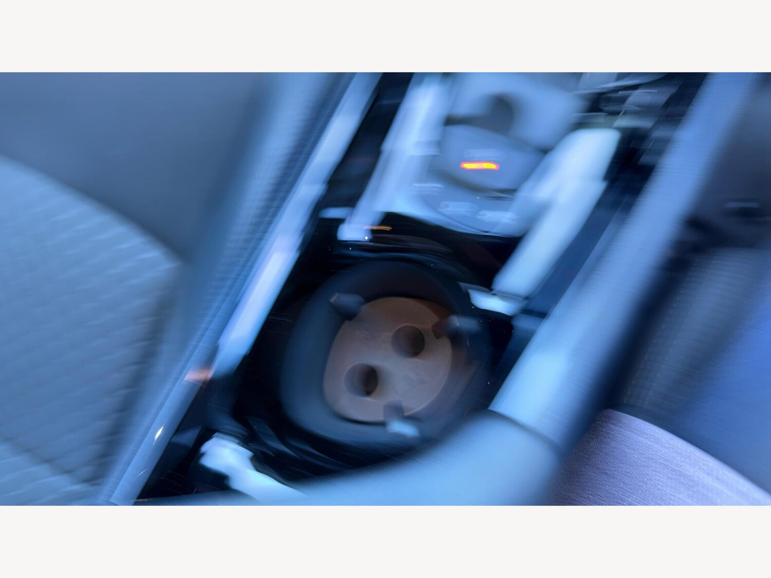 Used Toyota C-HR 2023 for sale - 76446487: Photo 32