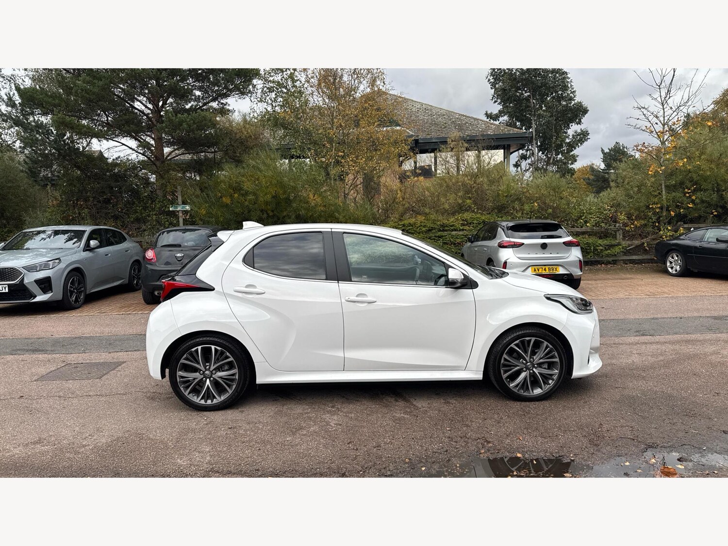 Used Toyota Yaris 2023 for sale - 76472823: Photo 18