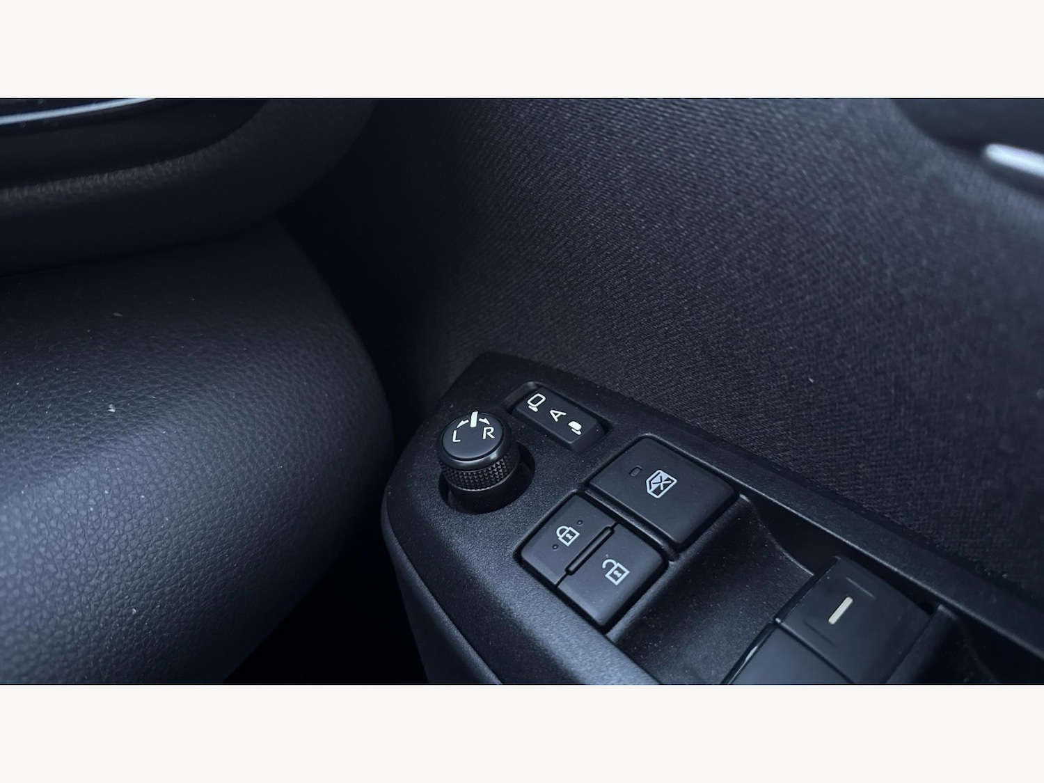 Used Toyota Yaris 2024 for sale - 77377342: Photo 22