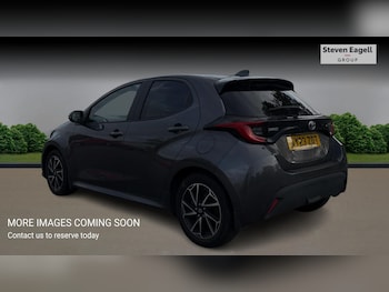 Used Toyota Yaris 2023 for sale - 76189356: Photo 2