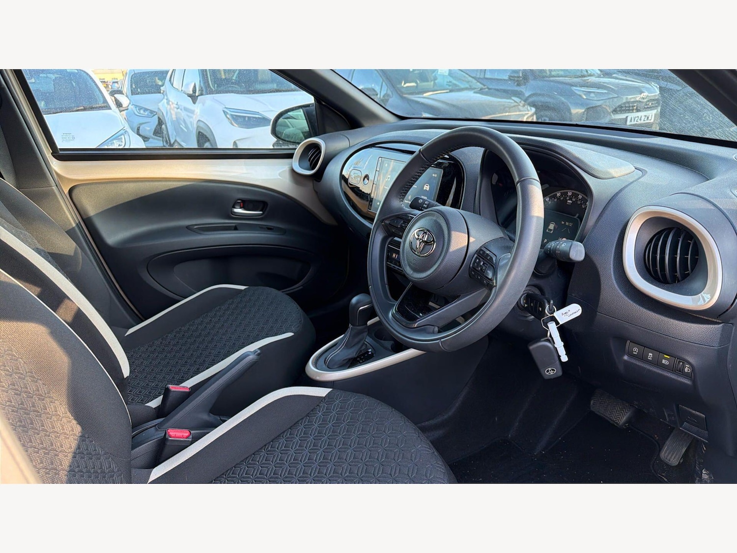 Used Toyota Aygo X 2025 for sale - 77992969: Photo 13