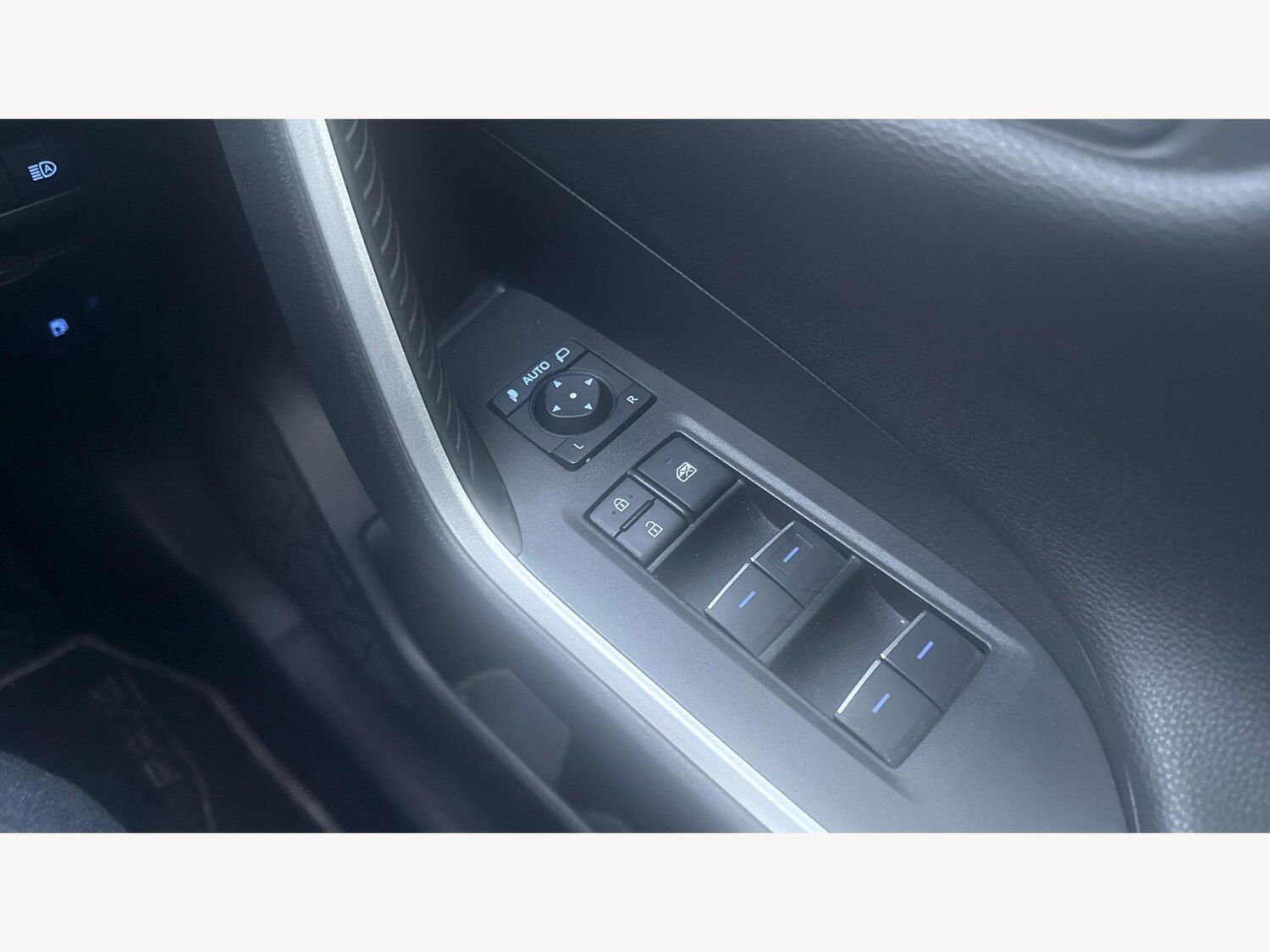 Used Toyota RAV4 2022 for sale - 77242704: Photo 30