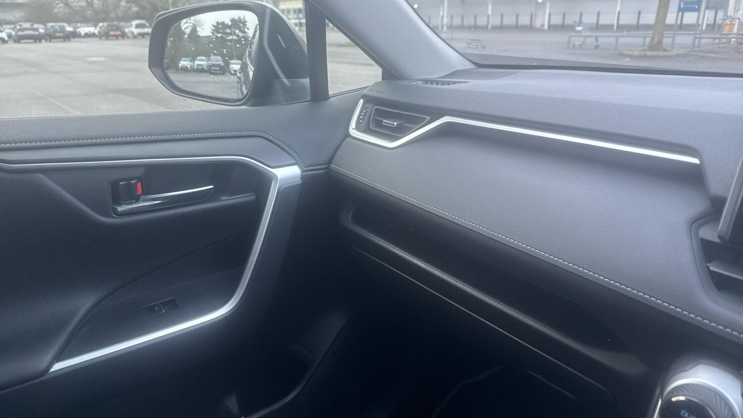 Used Toyota RAV4 2022 for sale - 77242704: Photo 39