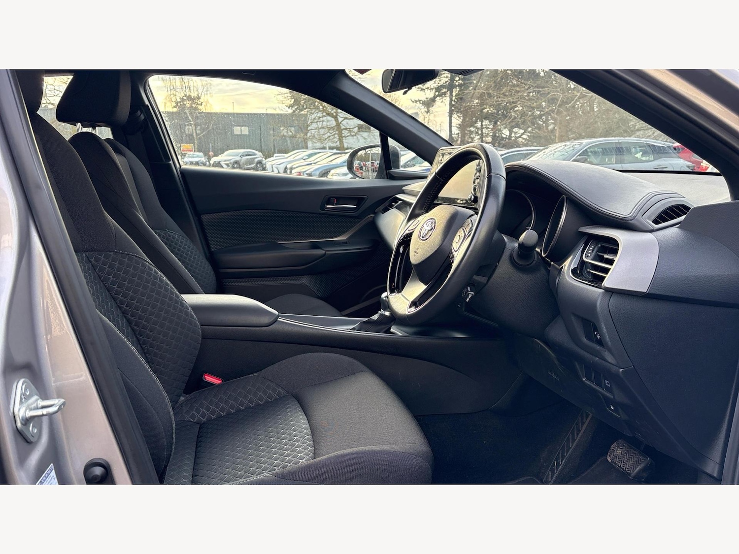 Used Toyota C-HR 2020 for sale - 77351341: Photo 13