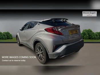 Used Toyota C-HR 2017 for sale - 76084628: Photo 2