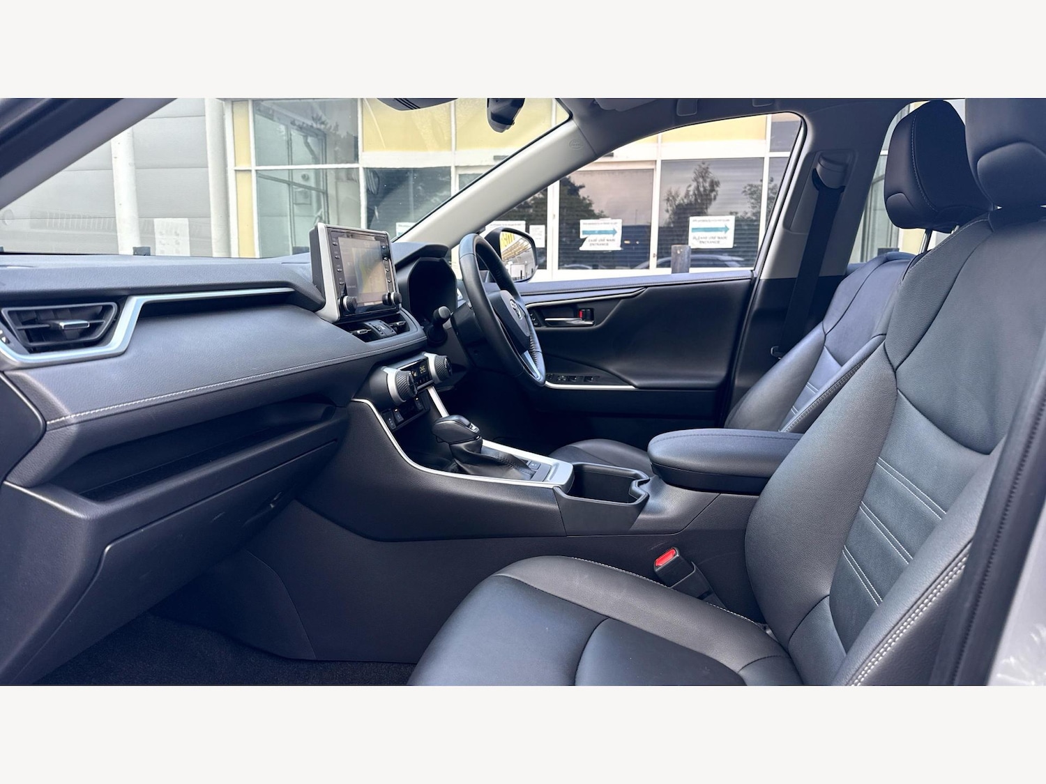 Used Toyota RAV4 2022 for sale - 76370086: Photo 12