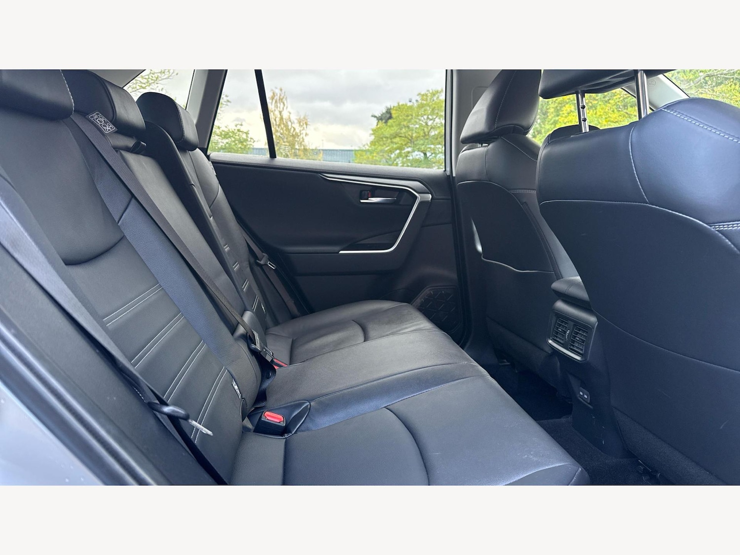 Used Toyota RAV4 2022 for sale - 76370086: Photo 14