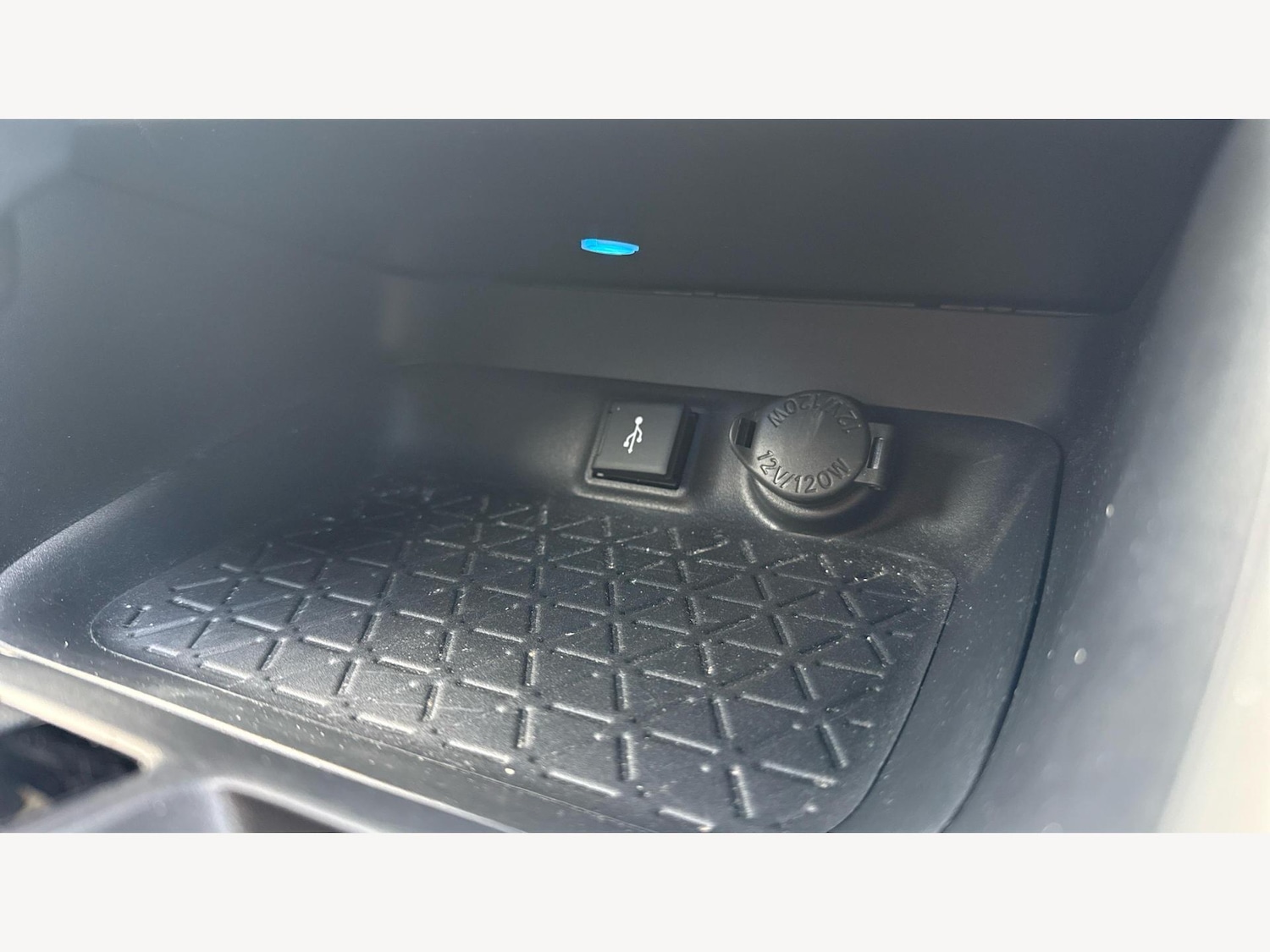 Used Toyota RAV4 2022 for sale - 76370086: Photo 26