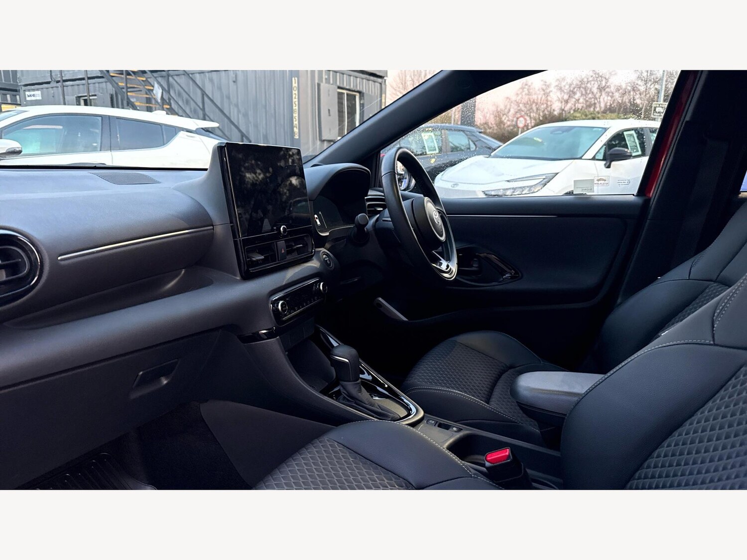 Used Toyota Yaris 2024 for sale - 77412207: Photo 12