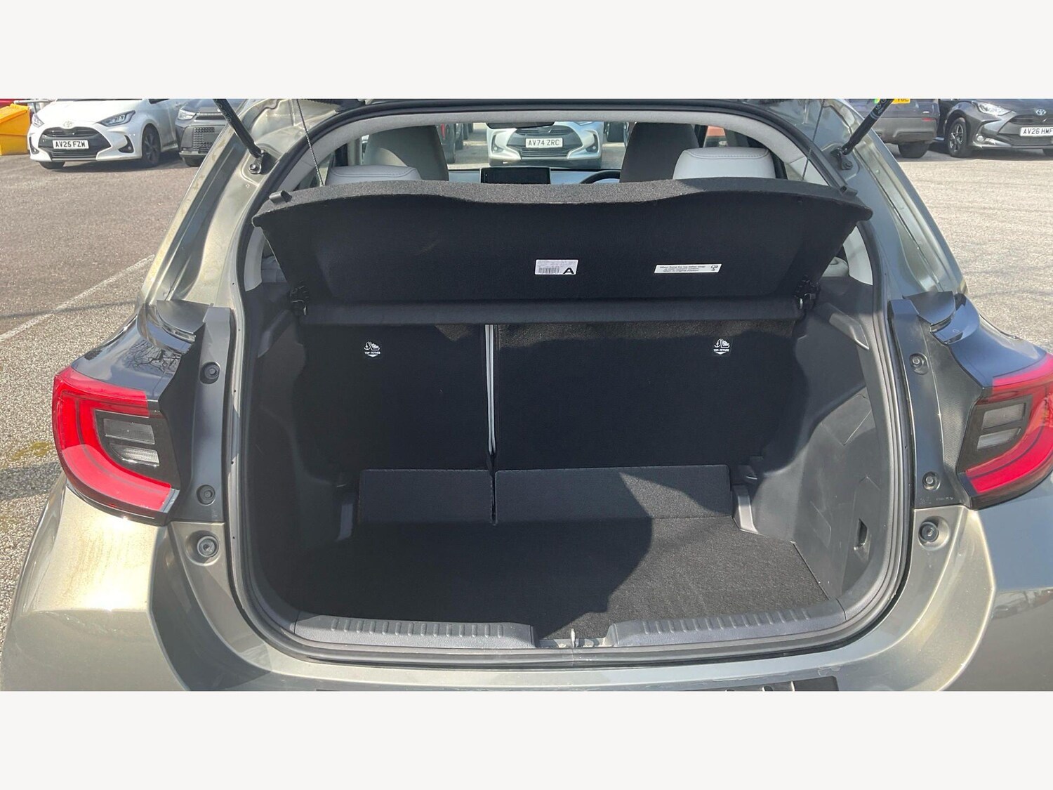 Used Toyota Yaris 2023 for sale - 78085857: Photo 16