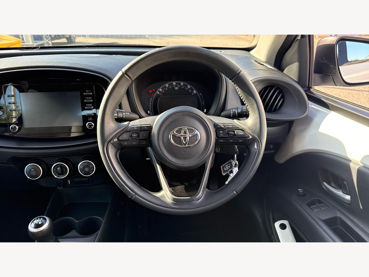 Used Toyota Aygo X 2023 for sale - 75781851: Photo 8