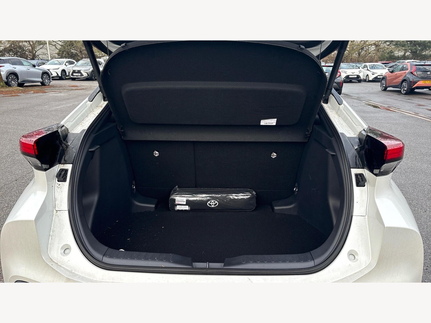 Used Toyota C-HR 2024 for sale - 77314867: Photo 16