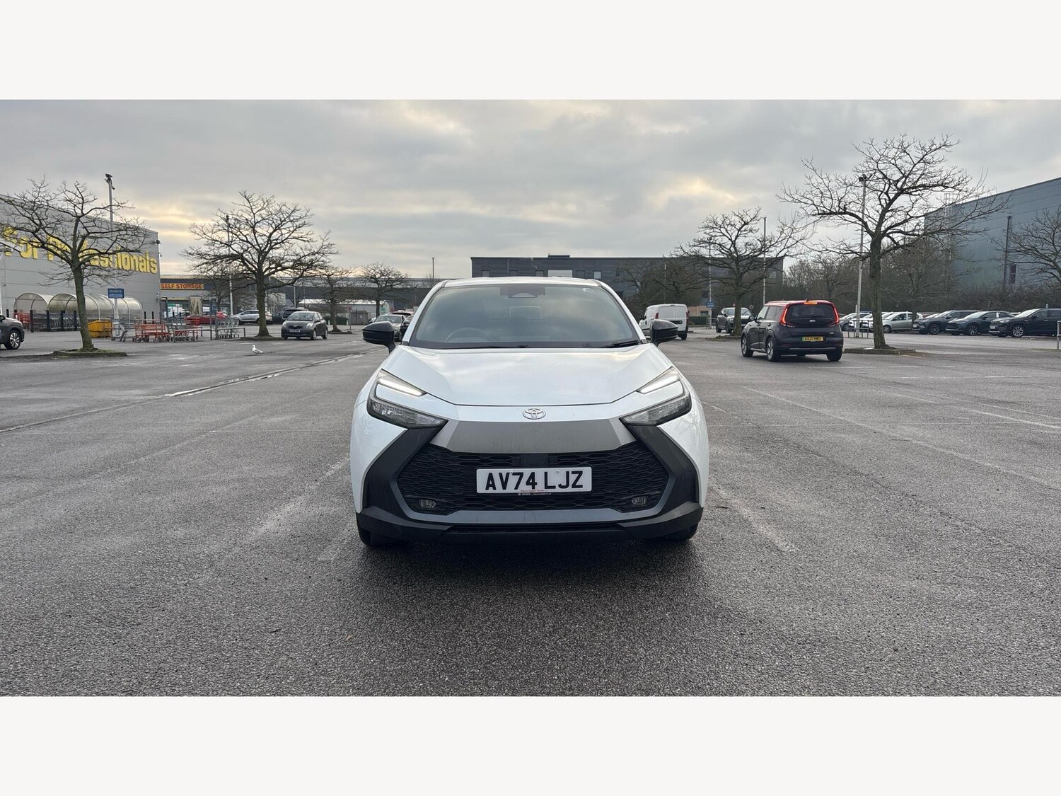 Used Toyota C-HR 2024 for sale - 77314867: Photo 17