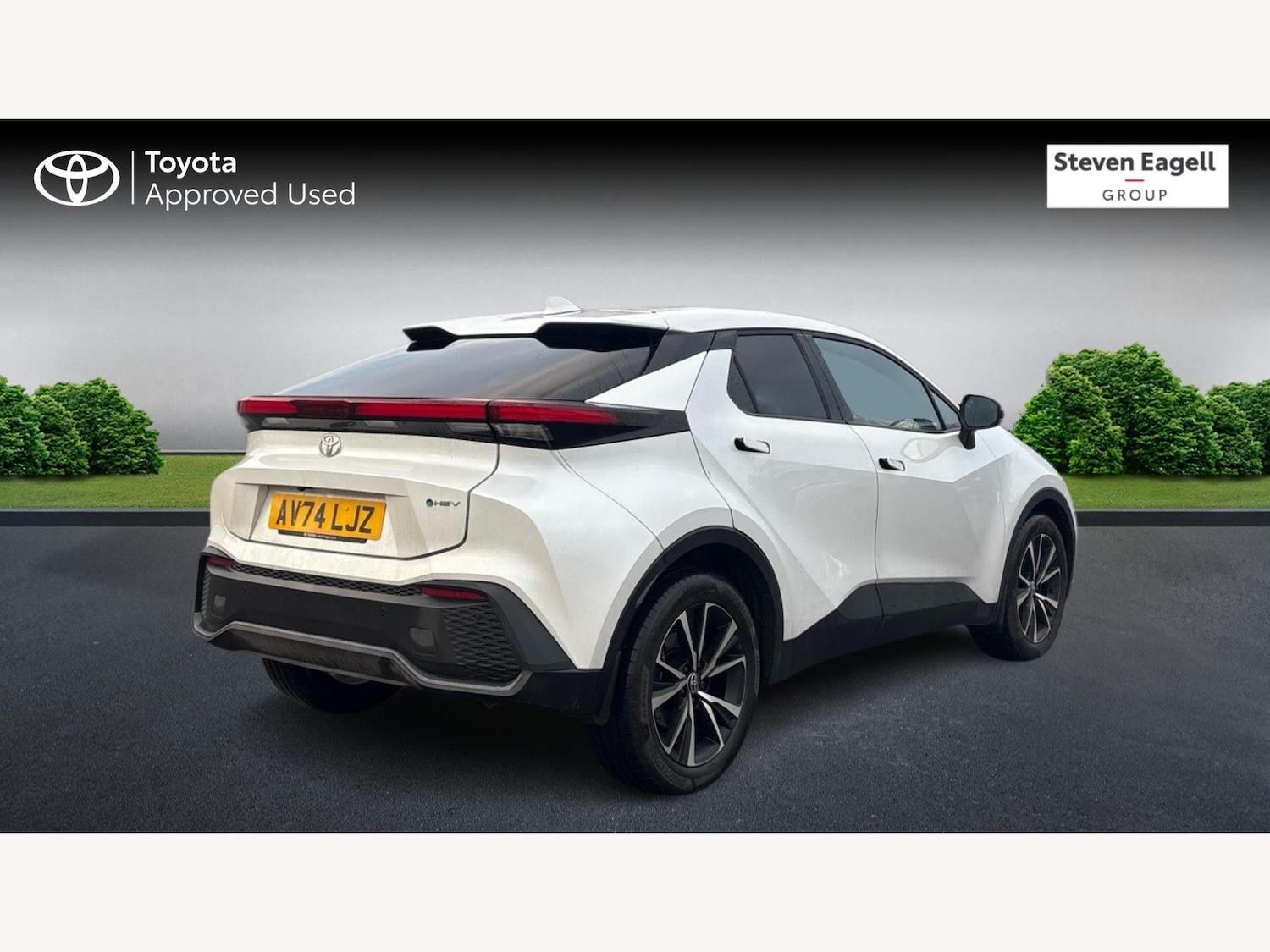 Used Toyota C-HR 2024 for sale - 77314867: Photo 2