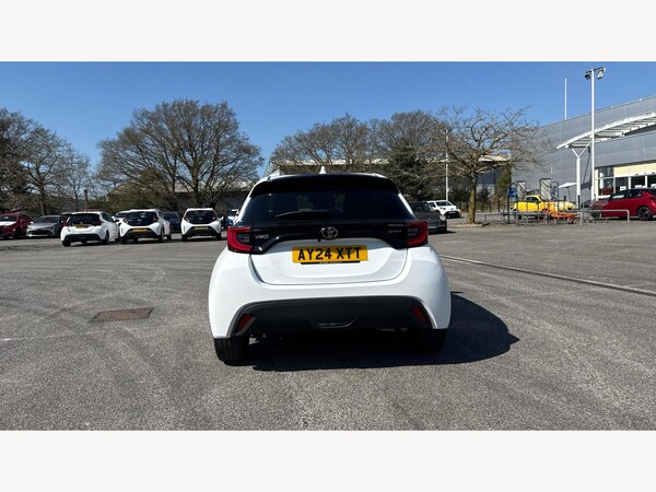 Used Toyota Yaris 2024 for sale - 75001755: Photo 21