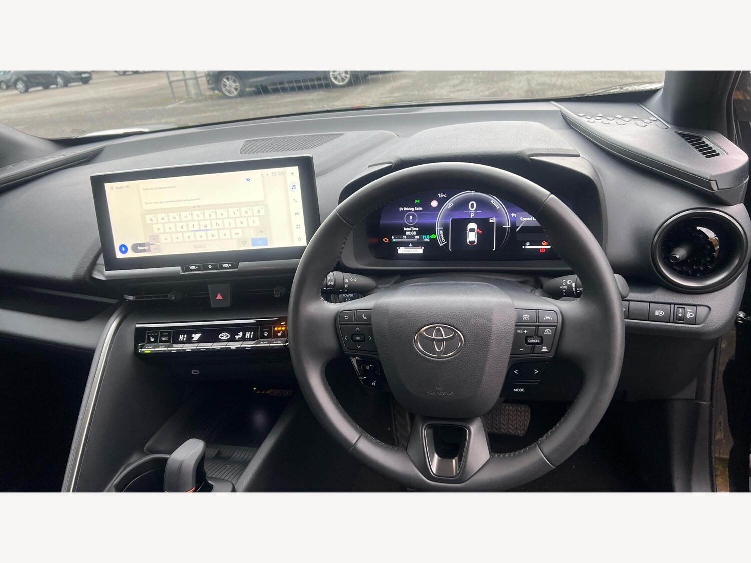 Used Toyota C-HR 2024 for sale - 76398590: Photo 8
