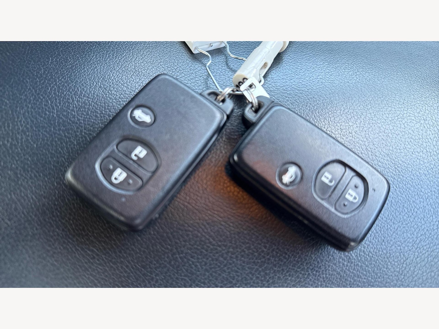 Used Toyota Avensis 2013 for sale - 76189969: Photo 25